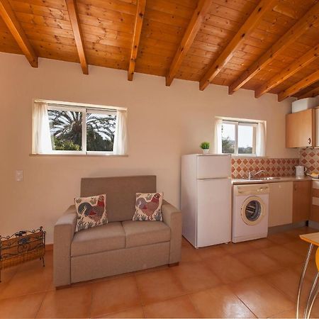 A14 - Cozy Torraltinha Apartment لاغوس المظهر الخارجي الصورة